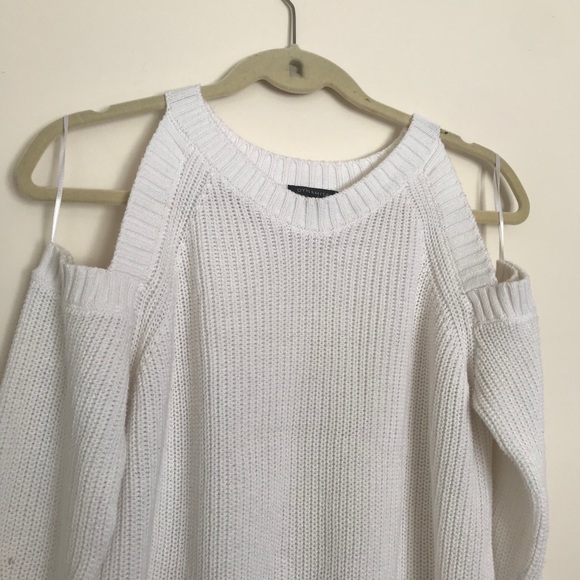 Dynamite white cold shoulder knit sweater L - Picture 2 of 11